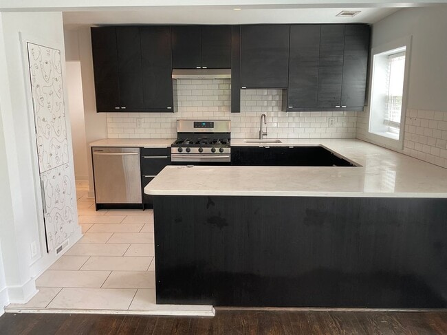 Photo - 787 Berkeley Ave NW Apartment