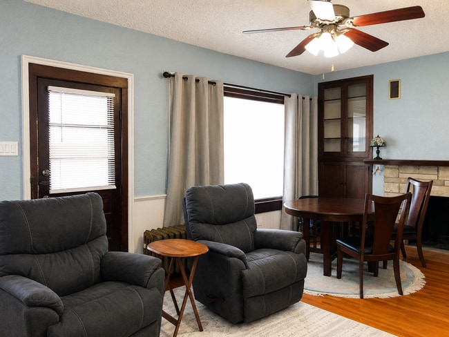 Photo - 1007 Spring St