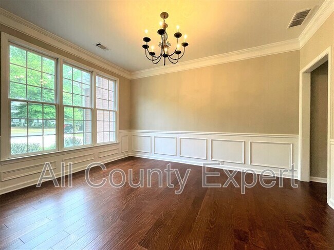 Photo - 3045 Springfield Ct