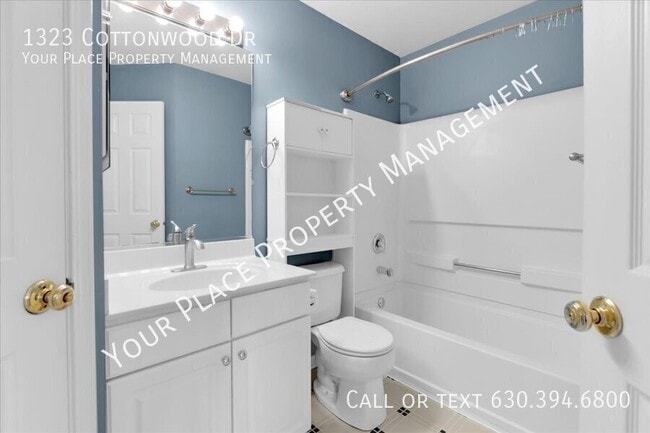 Photo - 1323 Cottonwood Dr