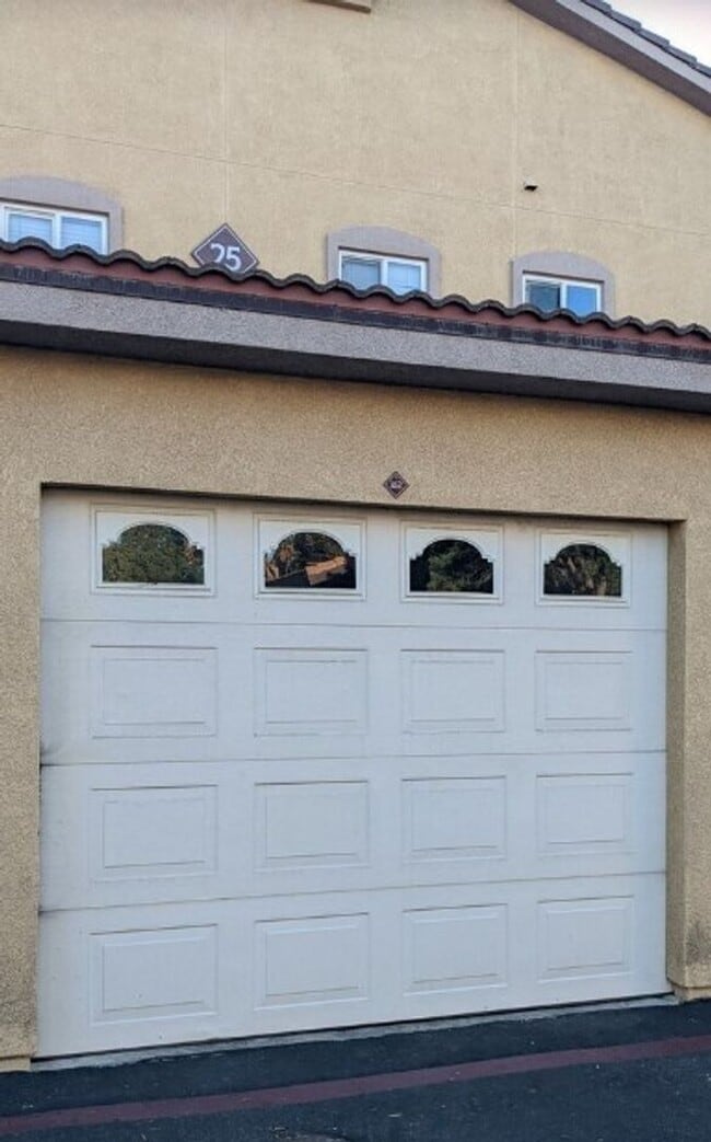 Photo - 41410 Juniper St