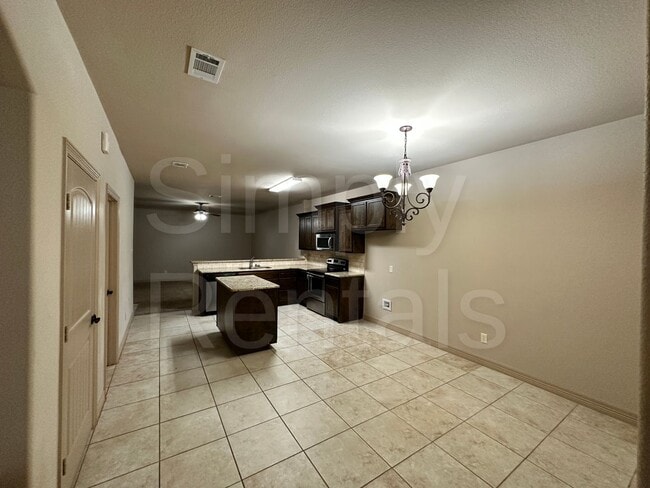 6927 Jack Finney Blvd