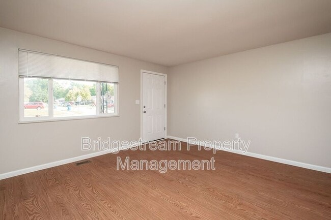 Photo - 5346 Hilgeford Dr