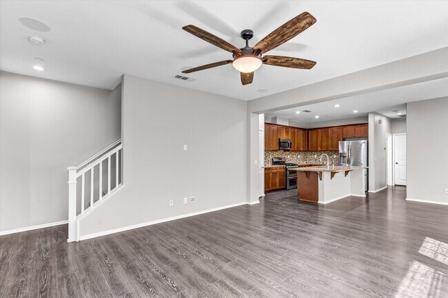 Photo - 2215 Antonio Dr