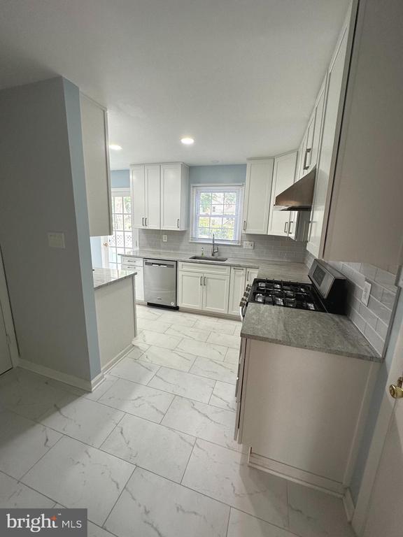 Photo - 13524 Ellendale Dr