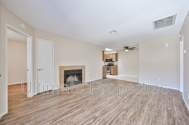 Photo - 10815 W Northern Ave Unit 115