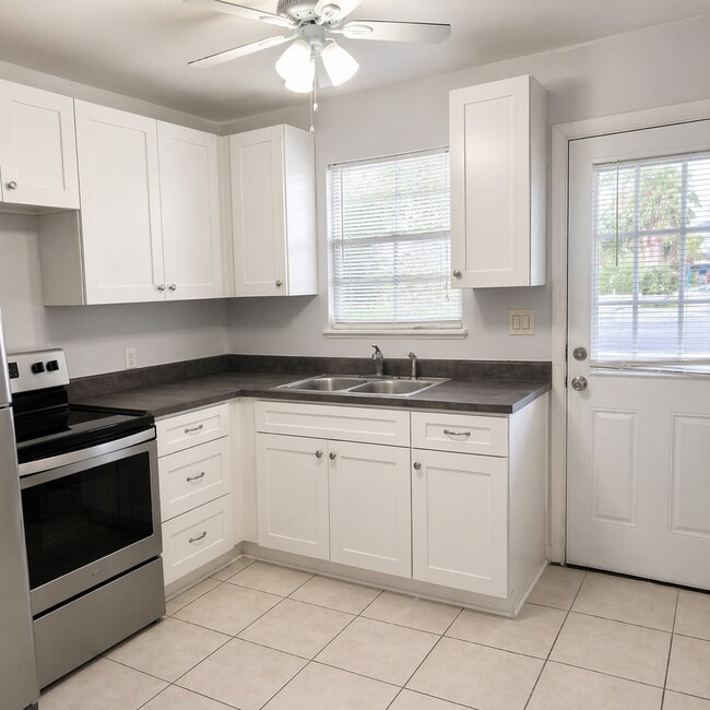 Photo - 208 12th Ave N Unit 4