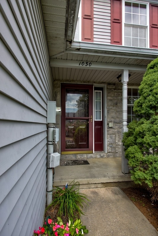 1030 Sterling Pl