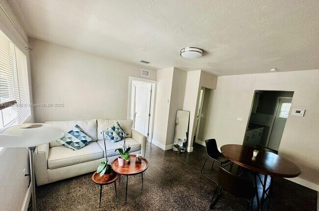 Building Photo - 6157 SW 64th St Unit 6157 Rental