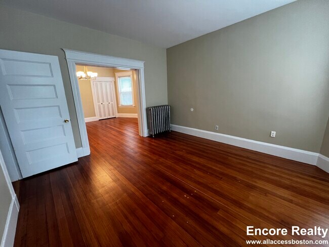 Photo - 759 Boylston St Unit 2