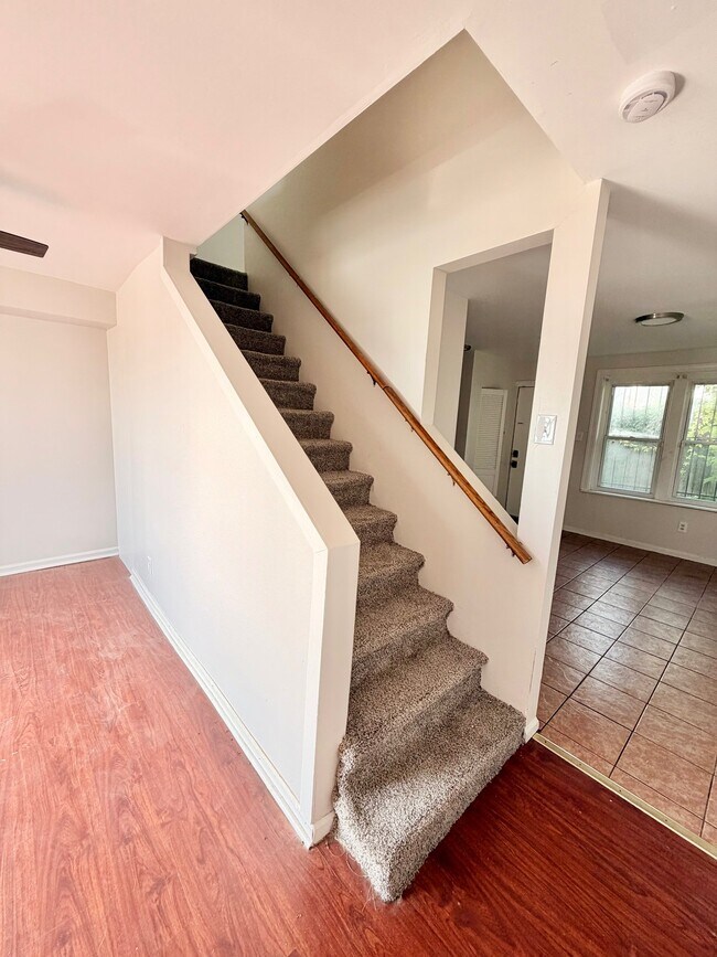 Photo - 813 Fisher Ave