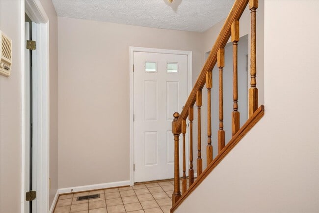 Photo - Charming Colonial in Elmhurst Station