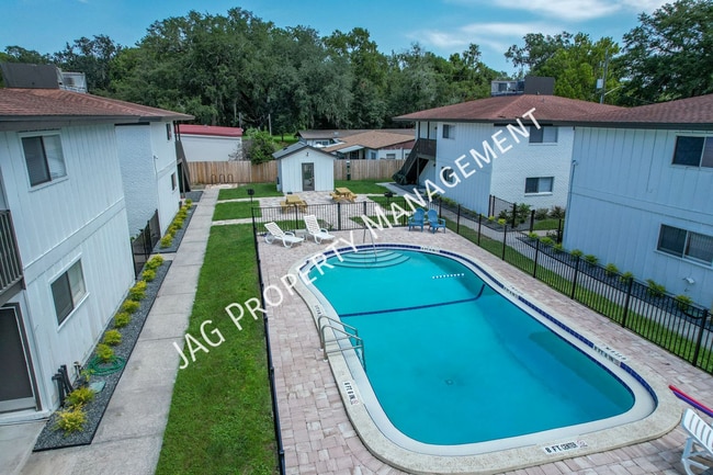 Building Photo - 1426 Berrier St
