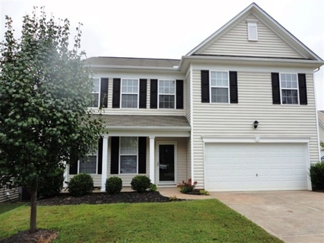 Photo - 105 Circle Grove Ct House