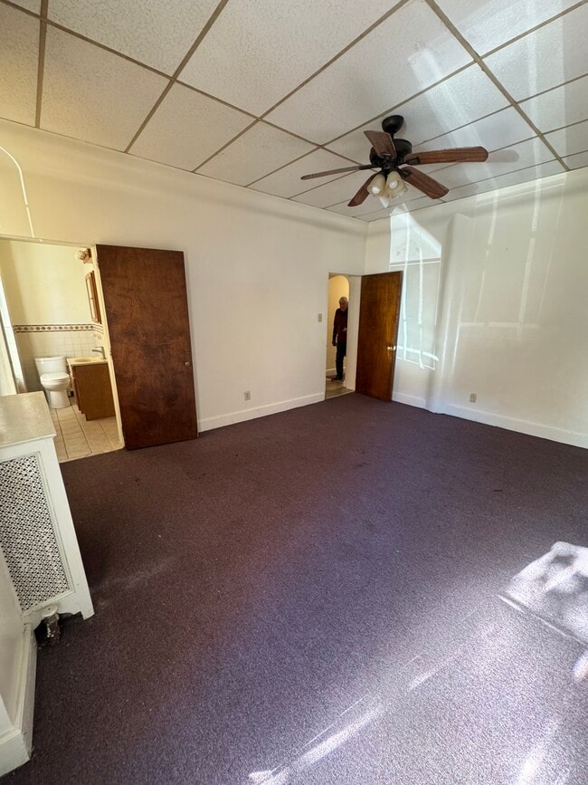 Building Photo - 151 N Hanover St