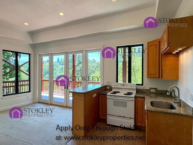 Photo - 712 Moraga Rd