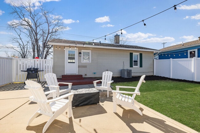 Photo - 201 Weller Ave Unit ID1328986P