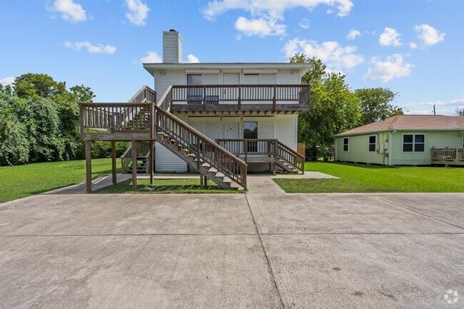 Building Photo - 7316 Overton St Rental