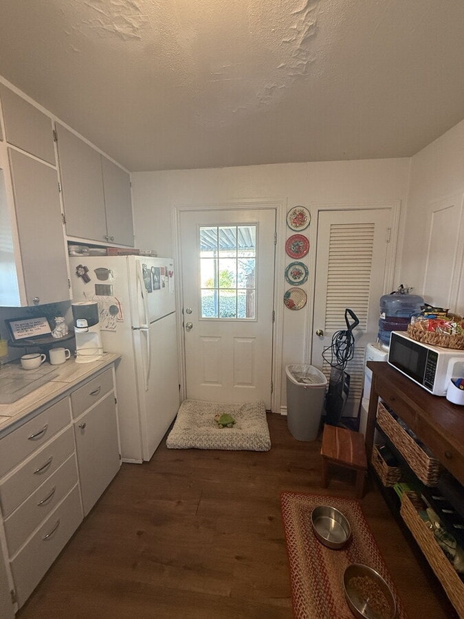 Photo - Charming 3-Bedroom Home with Spacious Yard