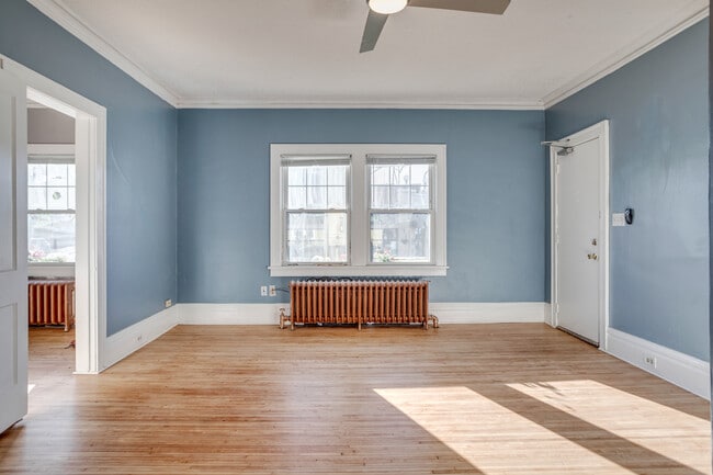 Photo - 1523 W Lake St Unit 1b