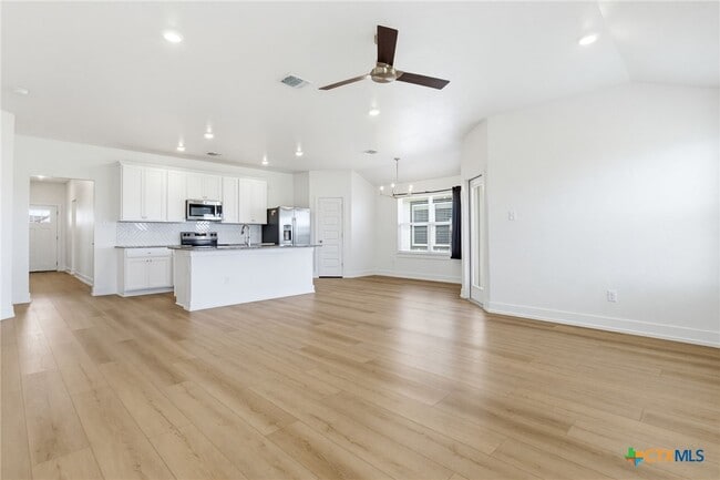 Photo - 8822 Trungle Rd