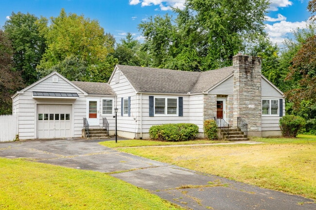 Building Photo - 45 Hartford Ave Rental