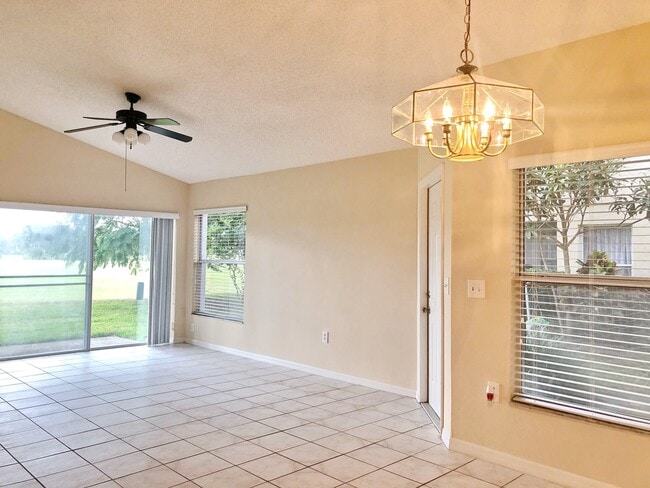 Photo - Wedgefield Golf Villa