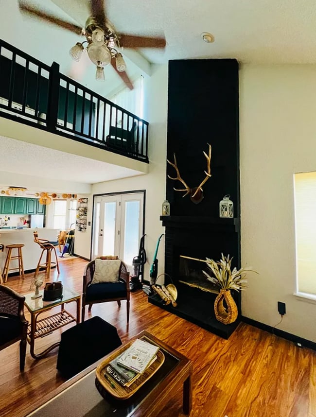 Photo - Room in a large shared home, great neighborhood, friendly roommates! Unidad Room 3