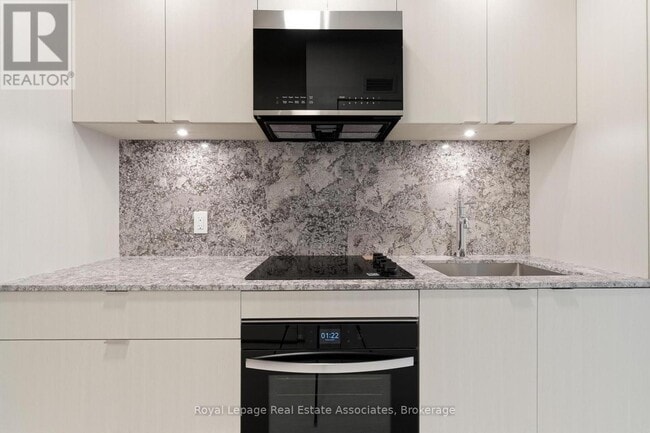 Photo - 25 Cordova Ave Unité 903