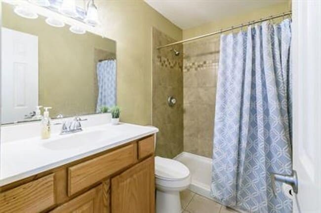 Photo - 2 Bed 1 Bath Duplex