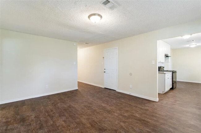 Photo - 5427 Bungalow Ln