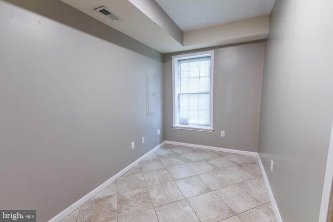 Photo - 276 Parker Ave