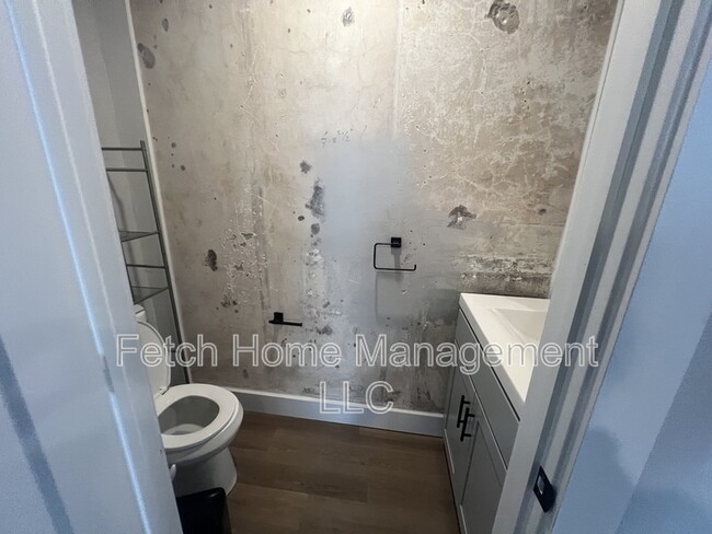 Photo - 218 Walnut St Condo