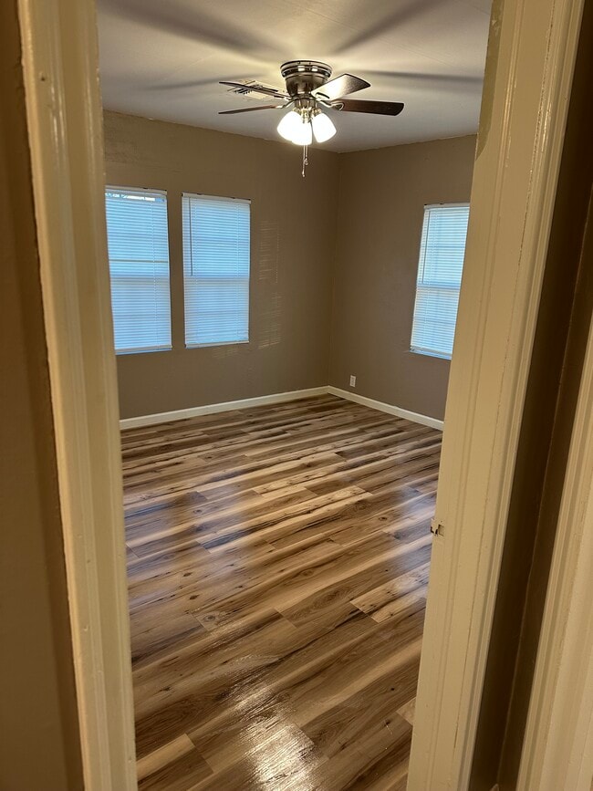 Photo - 516 N 5th Ave