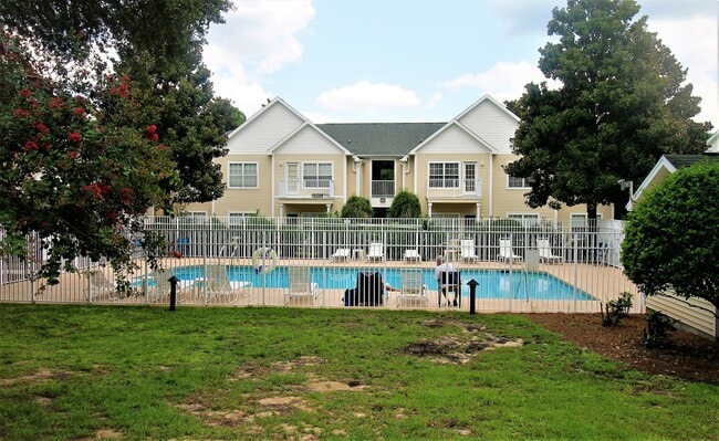 Photo - Updated Furnished Condo in Niceville!