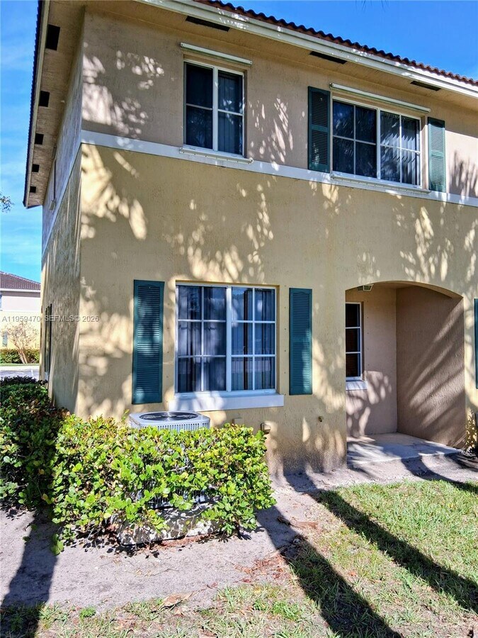 Photo - 6056 SW 19th Pl