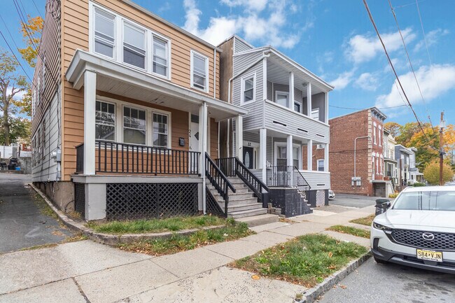 Photo - 24 Wheeler St Unidad 2