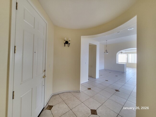 Photo - 9139 Edgeworth Pl