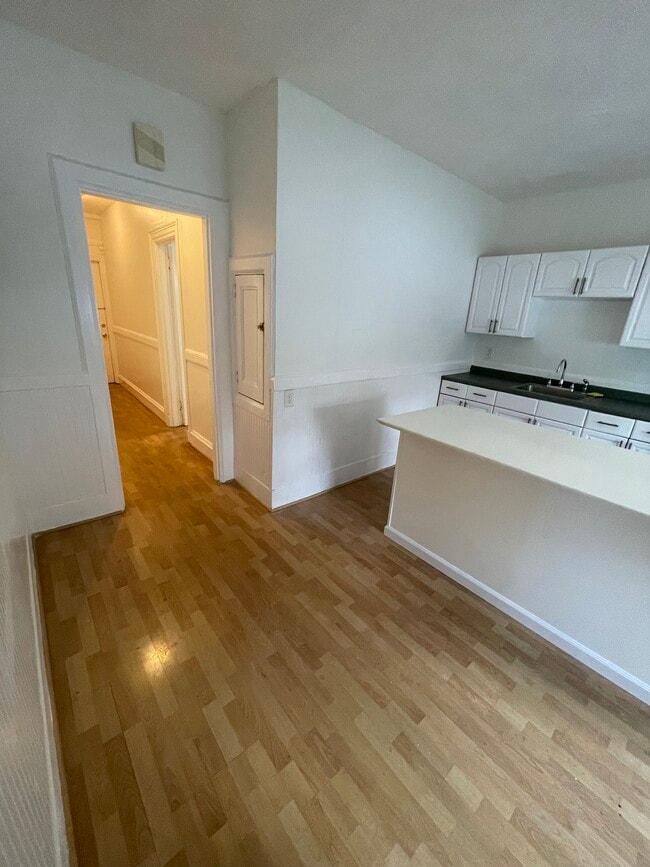 Photo - 112 Waterman St