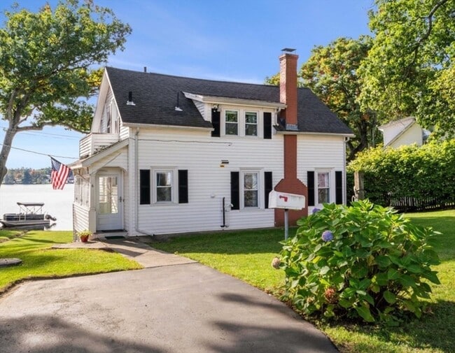 6 Davis Way