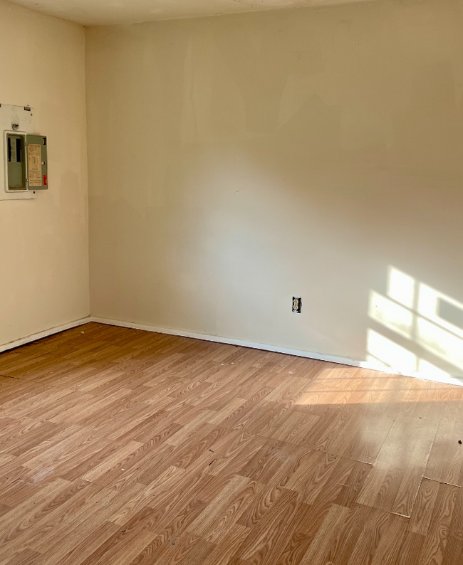 Photo - 1048 Tigger Loop