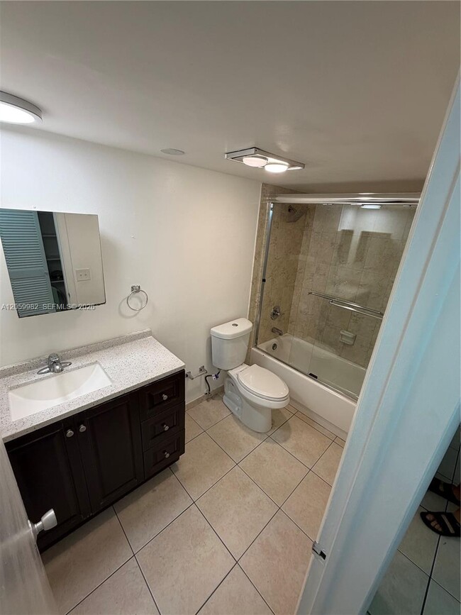 Photo - 5501 SW 77th Ct Unit 204C
