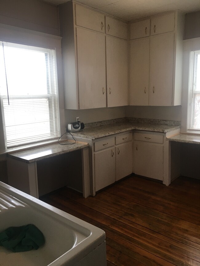 Photo - 2516 Wirt St