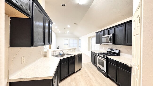 Photo - 6818 Hampden Point Ct