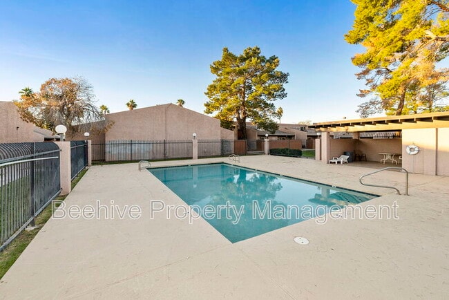 Photo - 629 N Mesa Dr