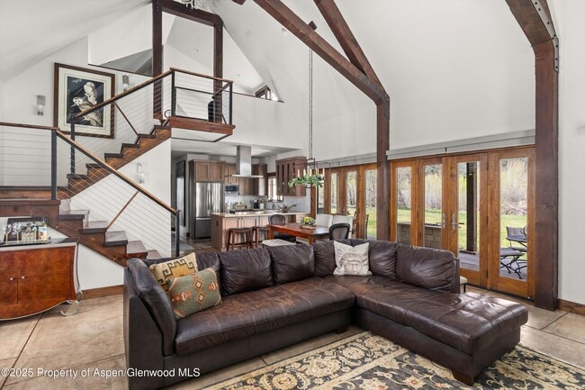 Photo - 160 Equestrian Way