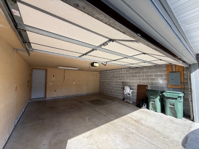 Photo - 14357 Estates Ave