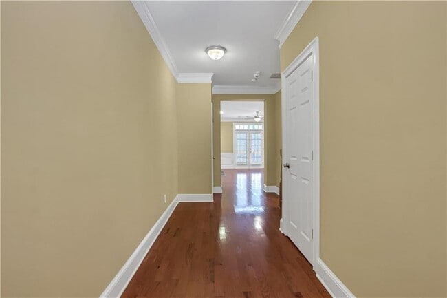 Photo - 3345qq Regent Pl SW