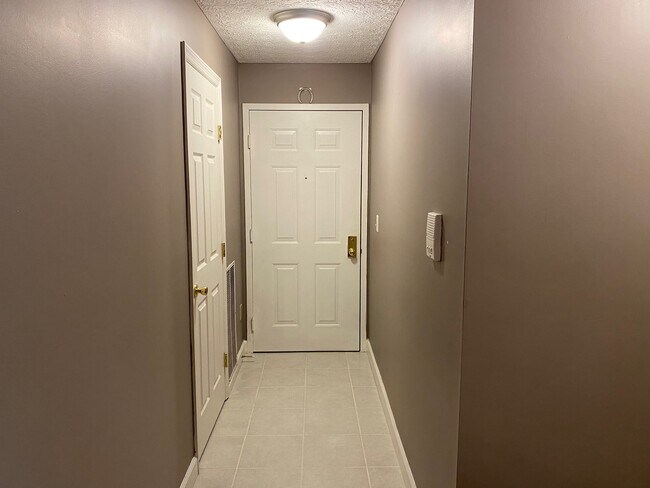 Photo - 6729 Meadow Creek Dr Unidad 205