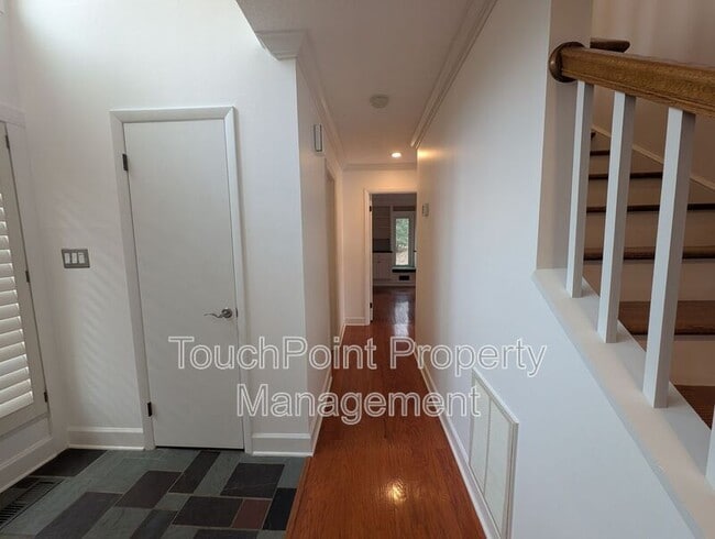 Photo - 3023 Shallowood Ln